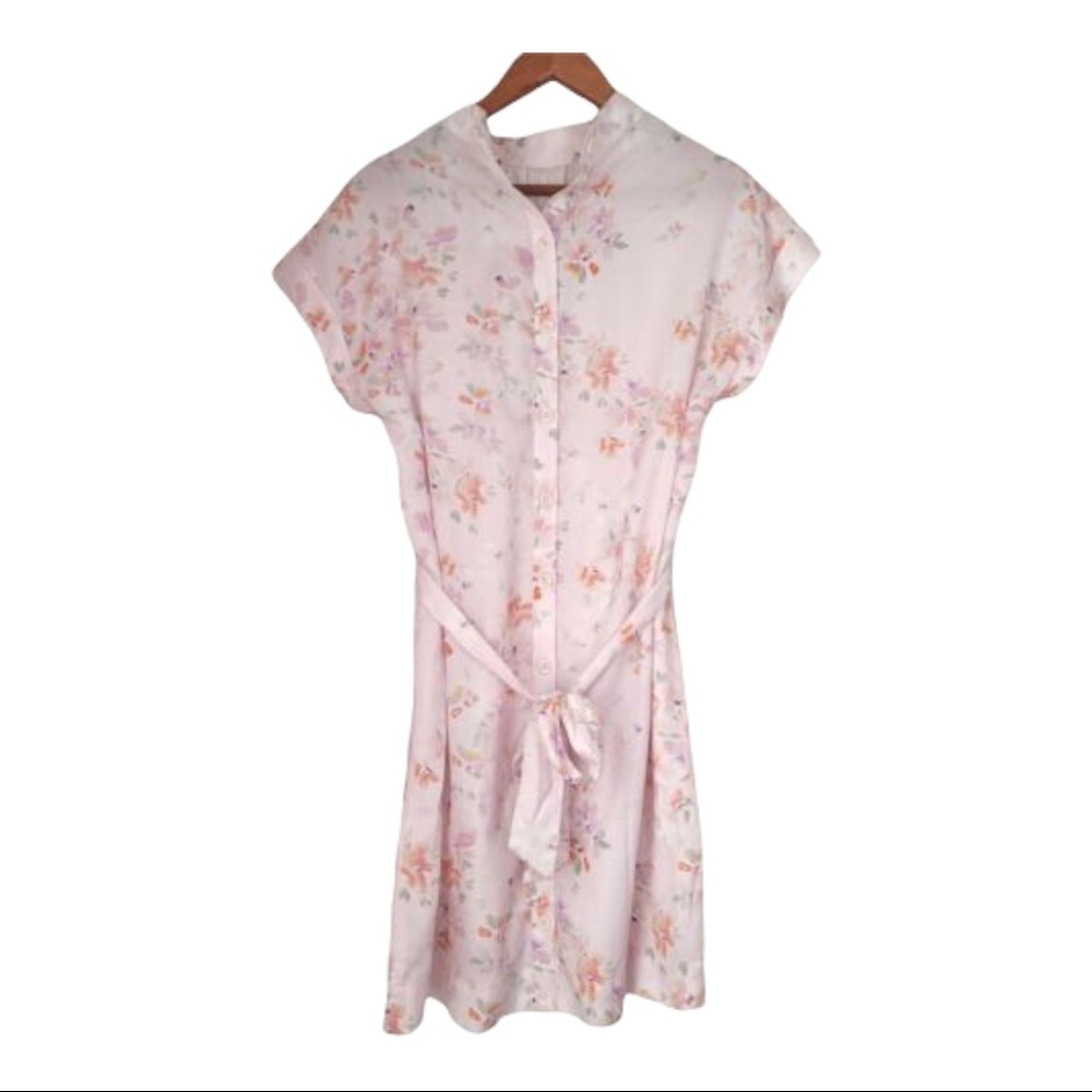 NWT Cloth & Stone Flowered Button Up Dress
Size M